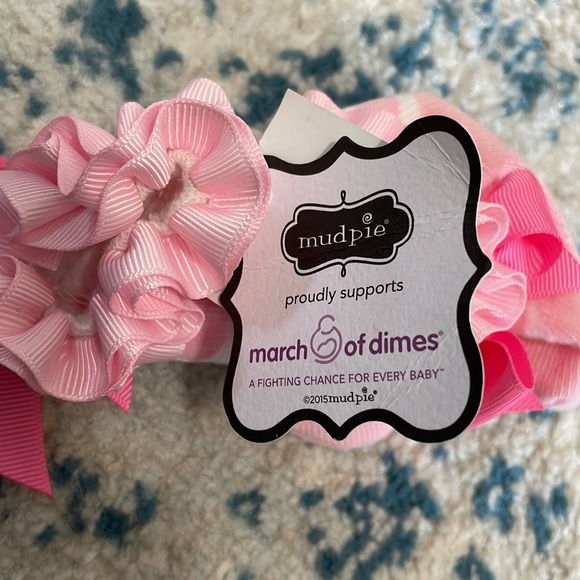 6-12 month baby shoes, 3 pairs + 1 pair of socks - Picture 6 of 6